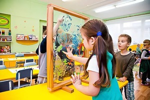 Игровой набор "Мольберт с зеркалом" - fgospostavki.ru - Артём